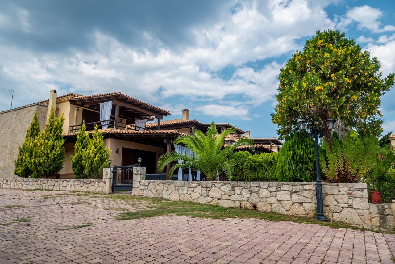 Blue Thea Luxury Villa In Afitos エクステリア 写真