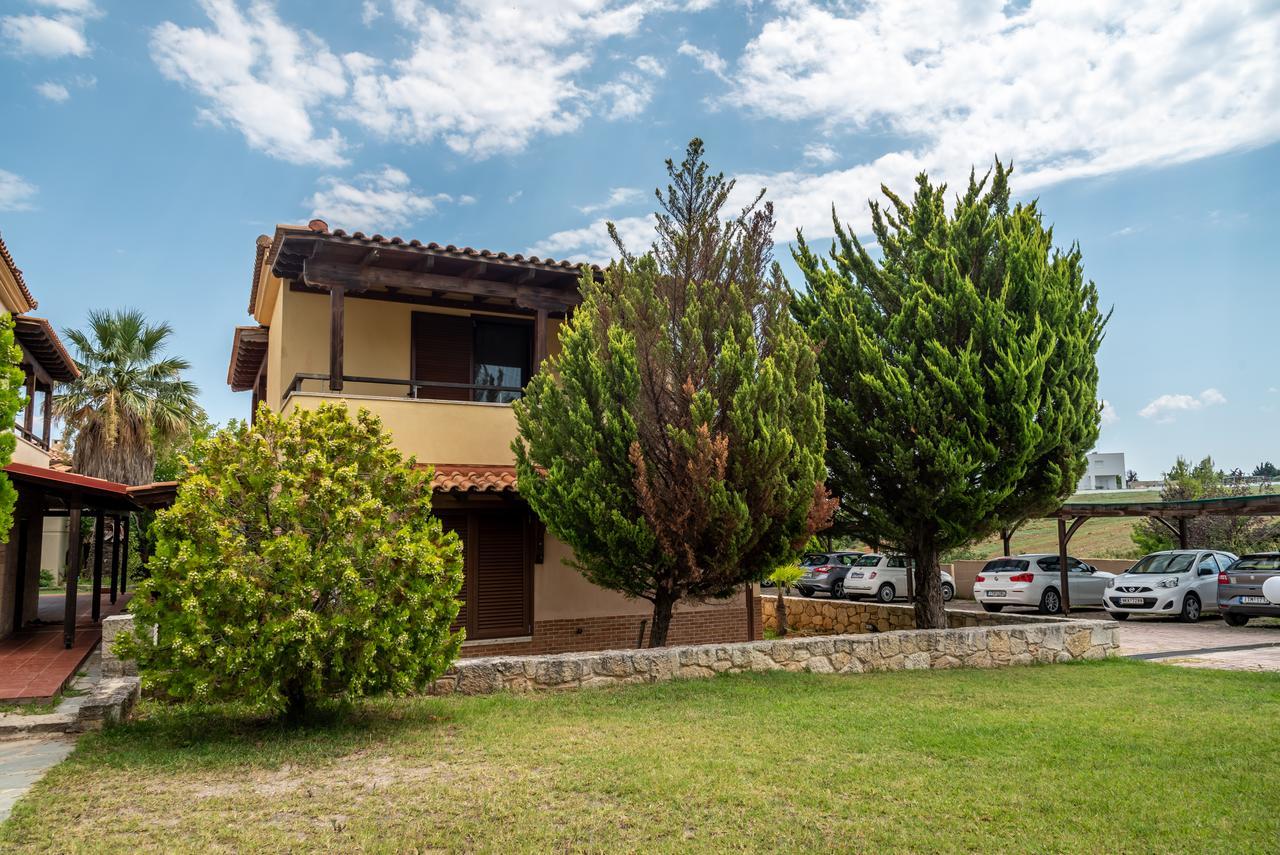 Blue Thea Luxury Villa In Afitos エクステリア 写真